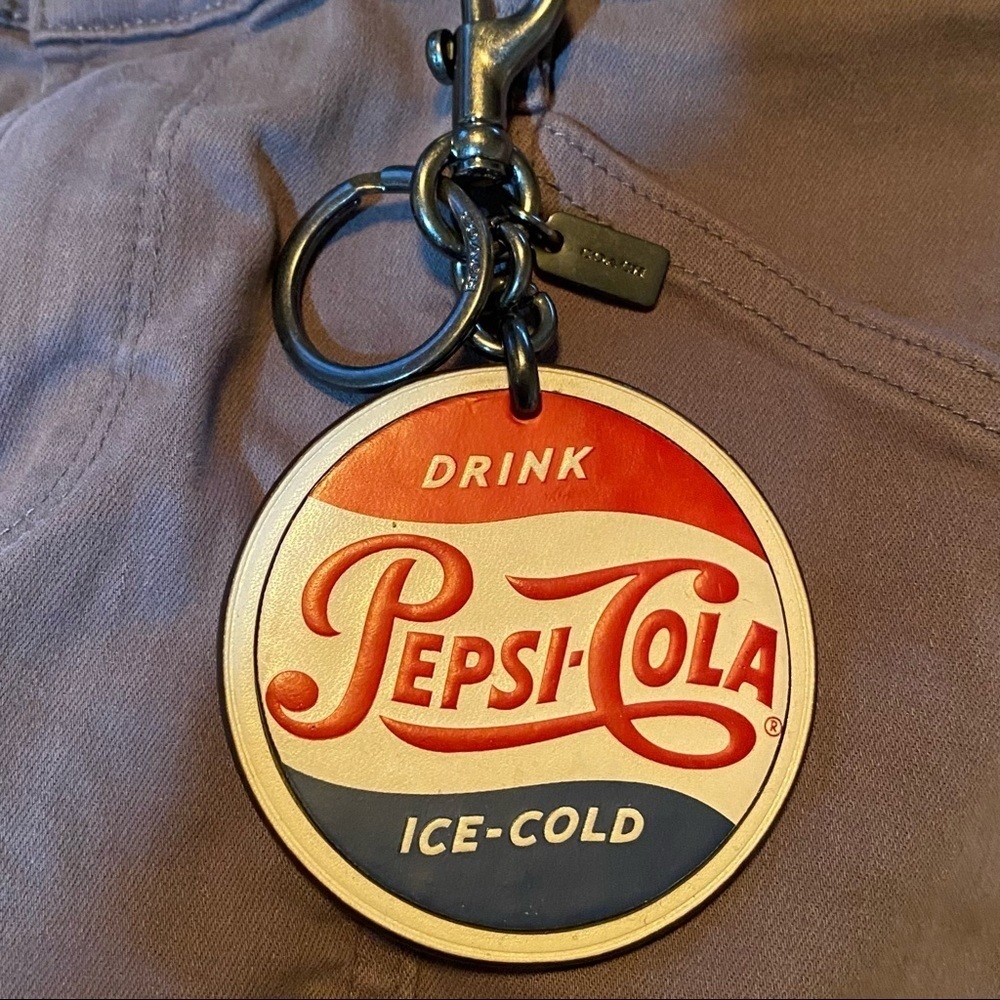 COACH PEPSI VTG KEY FOB